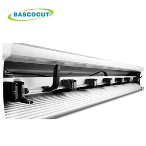 Traceur <span class=keywords><strong>de</strong></span> découpe automatique <span class=keywords><strong>de</strong></span> film vinyle pour étiquettes, autocollants, film <span class=keywords><strong>de</strong></span> protection <span class=keywords><strong>de</strong></span> peinture (PPF) et film <span class=keywords><strong>de</strong></span> transfert thermique DIY, avec caméra CCD, coupe <span class=keywords><strong>de</strong></span> contour haute précision 1300 mm - Product Image 3