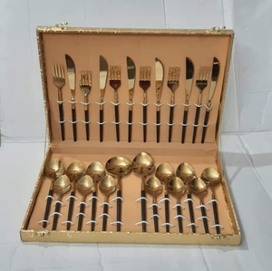 Vente en gros de couverts en acier inoxydable avec poignée design en bambou, couverts en or poli brillant pour les articles de table de mariage et d'événements - Product Image 4