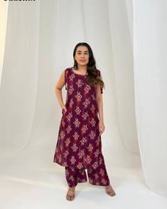Kurti con estampado de la Vaticana a la moda, con atuendo tradicional, ropa étnica muy vendida para niña, precio de exportación disponible. - Product Image 2