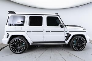 Mercedes-AMG G63 Brabus Widestar 2024 Essence Faible Kilométrage - Product Image 2