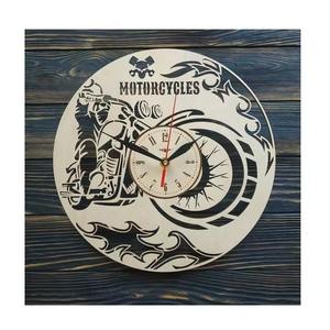 Vente en gros horloge murale moderne écologique en MDF travail au laser personnalisé bois peint mur silencieux artisanat en bois boîtes en bois panneaux muraux - Product Image 1