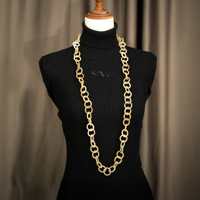 Meilleure vente en gros corne de buffle naturelle longue chaîne à maillons collier pour femmes origine vietnamienne accessoires de mode pour cadeaux