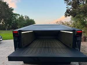 Oferta Especial 2024 Cybertruck CyberBeast Tri-Motor en Venta, Precio de Subasta para Distribuidores - Product Image 4