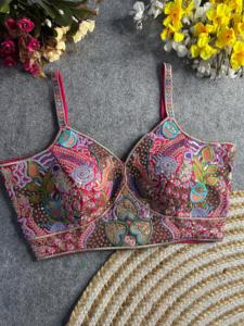 Nouveau designer couleur incroyable magnifique à la recherche élégant lourd italien soie broderie séquence travail Blouse - Product Image 3