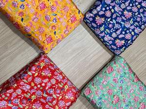 Tela Chinon Premium Transpirable de Secado Rápido y Ecológica con Bordado Intenso y Diseño Floral Estampado para Ropa de Mujer - Product Image 3