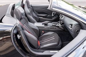 PRÊT À ÊTRE EXPÉDIÉ 2023 AS-TO-N MA-RT-IN VANTAGE ROADSTER - Product Image 5