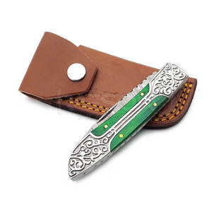 Couteau de chasse pliant Damas de haute qualité Design compact et élégant avec manche en bois OEM personnalisable pour les projets de bricolage - Product Image 2