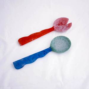 Servidores de ensalada de burbujas de resina Shooter de ensalada Juego de servidor de ensalada de madera y resina más vendidos y utensilios Artículos hechos a mano - Product Image 1