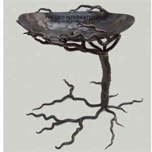 Bol décoratif de qualité supérieure en aluminium, aspect branche d'arbre, noir antique, design d'arbre, pour servir des bonbons, des collations - Product Image 1