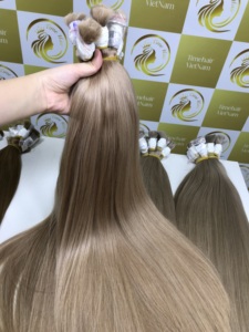 Auténtico cabello a granel virgen vietnamita con ondas corporales, 100% natural, sedoso y lleno de volumen - Product Image 2