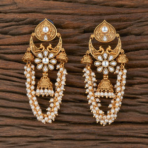Vente en gros de boucles d'oreilles paon antique plaquées or mat de haute qualité 217289 avec moti en Inde - Product Image 3