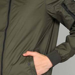 Veste pour homme en 100% polyester, fabrication OEM sur mesure, veste bomber de haute qualité à col montant, logo frontal, fermeture éclair - Product Image 6
