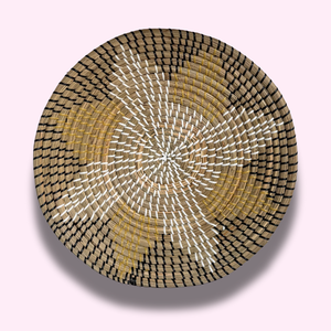 Decoración de pared redonda con patrón de flores hecho de algas marinas naturales Material natural Hecho en Vietnam Decoración de pared al por mayor - Product Image 1