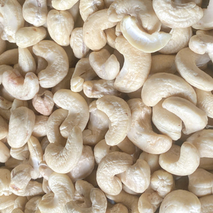 เม็ดมะม่วงหิมพานต์ดิบ WW180 WW240 WW320 santigo เม็ดมะม่วงหิมพานต์จากเวียดนาม - Product Image 1