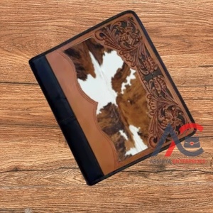 Offre Spéciale laitier en cuir usiné à la main en fourrure de vachette fermeture à glissière journaux Boho traditionnel Vintage en cuir journal de voyage - Product Image 1