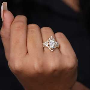 แหวนหมั้นเพชรทรงมาร์คีส์ลายดอกไม้สไตล์วินเทจที่เพาะเลี้ยงในห้องปฏิบัติการ - Product Image 3