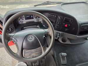 Camión Tractor Diésel Euro 5 de Servicio Pesado 2022, 6.4 L, 460 HP, con Transmisión Automática y Tracción 8x4, Vehículo Potente para Larga Distancia - Product Image 2