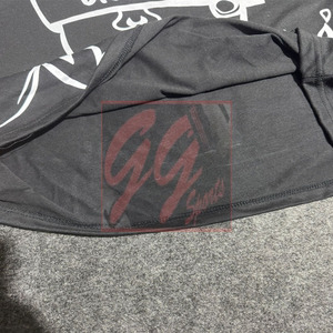 GGsport Custom 220 GSM Camiseta de algodón para hombre Camiseta de ajuste regular con logotipos serigrafiados Costura limpia y marca OEM - Product Image 4