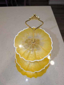 Base para Pastel de Resina de Primera Calidad, Color Amarillo, para Mesa, Bodas y Eventos, Base para Pastel para Hoteles, Estilo Moderno, Base de Metal - Product Image 3
