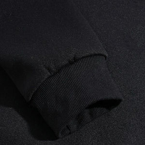 Sudadera con capucha estampada para hombre con gráfico en negrita Proveedor OEM Soft Fleece Streetwear Sudadera con capucha Diseño de logotipo personalizado Sudadera cálida de moda - Product Image 4
