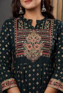 Conjunto de Kurta de algodón blanco, traje de 3 piezas, pantalón Kurta y Dupatta, estilo de algodón de alta calidad, elegante, perfecto para cualquier ocasión - Product Image 3