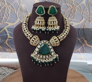 Qualité supérieure Or Mat Moissanite Polki Monalisa Perles Doublet Pierre Collier Ensemble De Bijoux De Luxe Parfait Pour La Fête - Product Image 4