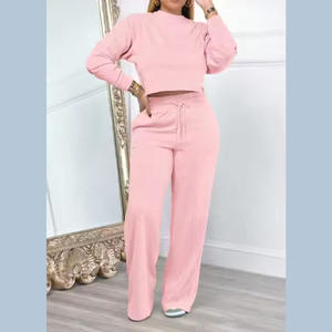 Chándal apilado para mujer de calidad superior: Tejido ligero y transpirable perfecto para ropa informal y fitness - Product Image 3