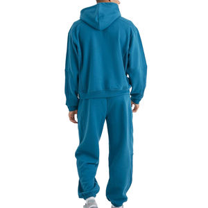 Conjunto deportivo para hombre, perfecto para las rutinas de entrenamiento matutinas, cómodo, con material flexible, para caminar y hacer ejercicio. - Product Image 5