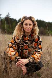 Chaqueta de Mujer Estilo Boho Chic, Nueva, de Algodón Transpirable con Bordado a Mano Suzani - Product Image 4