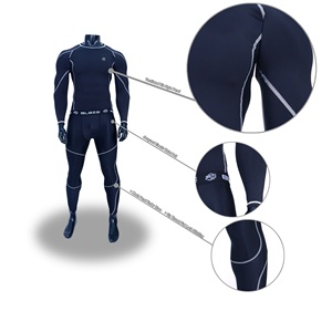 T-shirt Rash Guard élégant pour hommes Nouvelle mode Vêtements de sport de compression personnalisés Ensemble de compression de fitness respirant 100% coton - Product Image 5