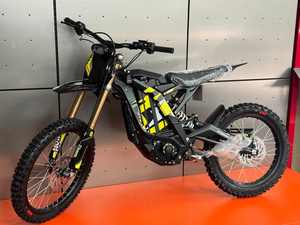 Nuevo modelo Sur Light Bee X 2025 en color negro y verde - Product Image 3