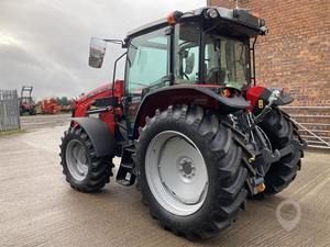 2025 MASSEY FERGUSON 5711M 100HP a 174 HP Tractores en venta - Product Image 3