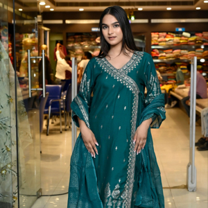Robe longue ethnique d'été pour femme, col rond, en coton, vert bouteille, avec broderie Anghrakha et imprimé feuille d'aluminium, qualité supérieure - Product Image 1