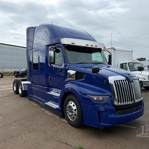 รถบรรทุกหัวลาก Wes-ter-ns Star 57X Sleeper ปี 2024 สภาพดี ใช้งานน้อย - รถบรรทุกหลังคาสูง 72 นิ้ว พร้อมห้องนอนสำหรับคนขับ ขาย - Product Image 5