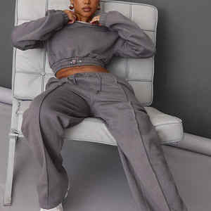 Survêtement tendance pour femmes grandes tailles avec logo personnalisé, jogging décontracté d'hiver à capuche en molleton respirant 100% coton - Product Image 5