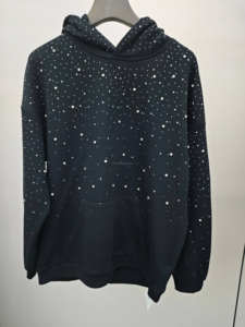 Sweat à capuche zippé avec strass, design cristal brillant, pull streetwear à la mode pour femmes, tenue décontractée en coton doux - Product Image 3