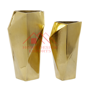 Style Table <b>Vase</b> for Living Rooms Bedrooms and Hotels Decor Aluminum <b>Vase</b> <b>Gold</b> Plated Interior Design - Product Image 3