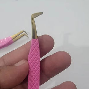 Pinzas Profesionales de Acero Inoxidable Rosa de 90 Grados para Extensión de Pestañas, Punta Fina y Suave, Antimagnéticas, 10 mm, Belleza Sostenible - Product Image 2