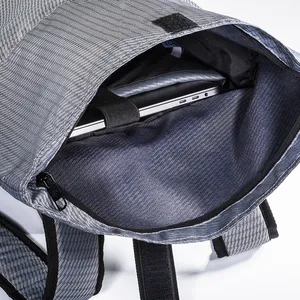 Zaino Promozionale Ecologico in RPET PC con Tecnologia di Tintura Sostenibile - Product Image 5