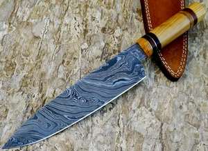 Cuchillo de cocina de chef de acero de Damasco hecho a mano personalizado con mango de madera de olivo Cuchillo de chef. - Product Image 2