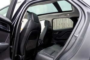 Voitures d'occasion 2017 J a g u a r F-PACE Ventes saisonnières Voitures d'occasion haut de gamme - Product Image 6