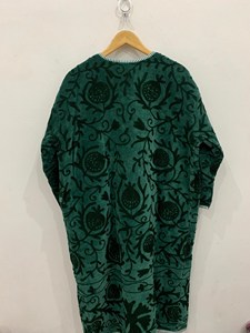 Robe kimono en broderie suzani faite à la main, manches longues, vêtements de fête faits à la main, cadeau de demoiselle d'honneur pour elle - Product Image 4