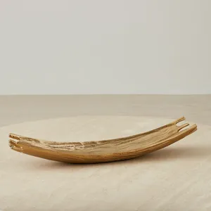 Plateau décoratif en aluminium LuxeServe avec côtés couverts Design élégant et durable pour la maison et les fêtes - Product Image 1