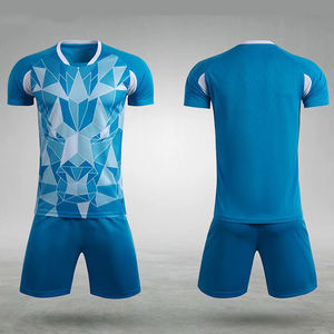 Uniformes de fútbol de calidad superior para hombres, kits de equipo sublimados de color sólido con logotipo personalizado - Product Image 1