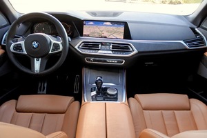 BMW X5 2019 Blanc SUV Automatique Turbo Sièges en Cuir R20 Conduite à Gauche Essence Occasion Phares LED Toit Panoramique - Product Image 2