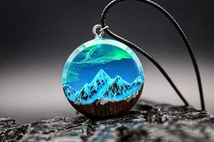 Personalizado resina neackles tradición neackles venta al por mayor creativo hecho a mano brillante cielo azul nubes collar luminoso para las mujeres - Product Image 3