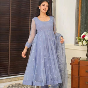 Vestido Anarkali bordado con hilo de seda Chinon de diseñador por FabZone - Product Image 1