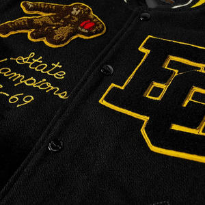 Chaqueta universitaria de béisbol para hombre hecha a medida de calidad superior, chaqueta con letras de lujo, lona con soporte para invierno de talla grande disponible - Product Image 4