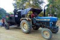 Pulvérisateur de bitum/émulsion monté sur chariot, distributeur de distribution d'asphalte, pression pour l'entretien de la route