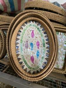 Bandeja de servicio de ratán Natural para artesanías de alta calidad Bandeja artesanal con incrustaciones de madreperla respetuosa con el medio ambiente - Product Image 4